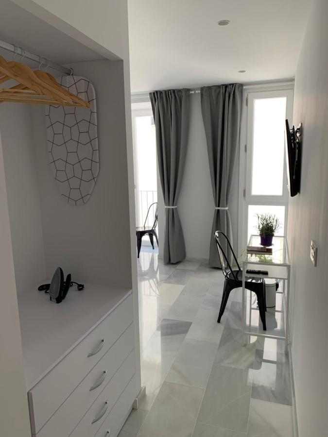 San Lorenzo Apartamentos Y Suites Cádiz Kültér fotó