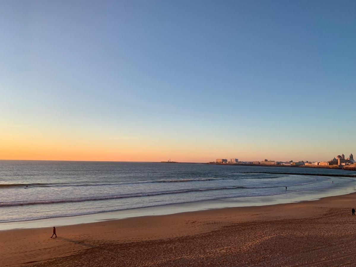 San Lorenzo Apartamentos Y Suites Cádiz Kültér fotó